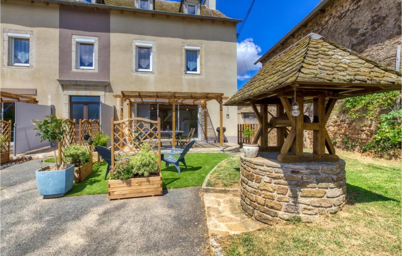 Lovely Home In Baraqueville With Kitchen Exterior photo